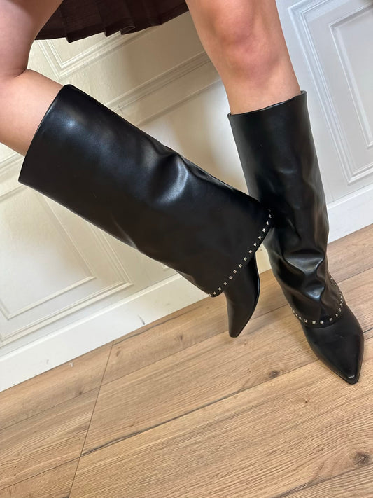 Stivale risvolto borchiette - DivineFollie