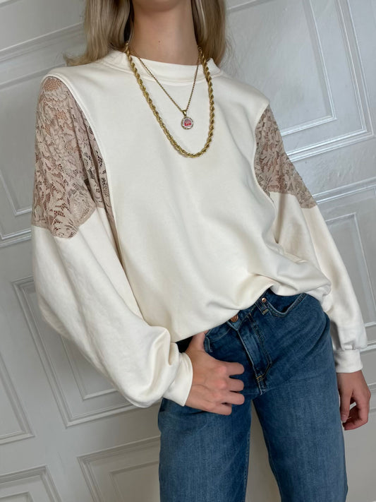 Felpa burro over con pizzo su spalla - Kikisix