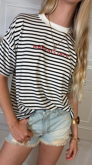 T-shirt righe “abbracciami” - Vicolo