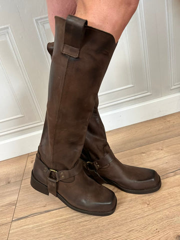 Biker nabuk moro in pelle con fibbia- divine follie