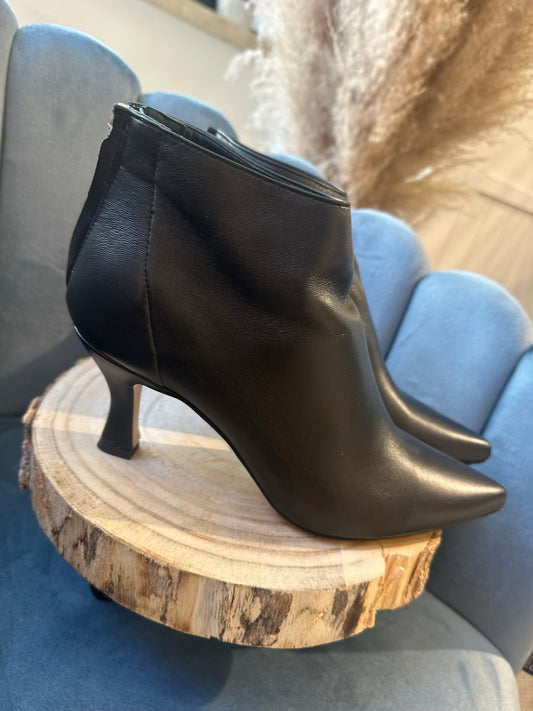 Stivaletto in pelle nero - Ovye
