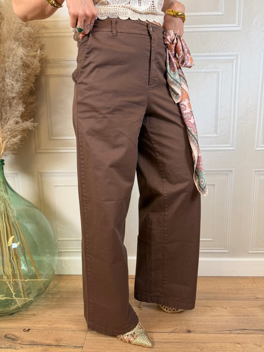 Pantalone chino con foulard - Kontatto