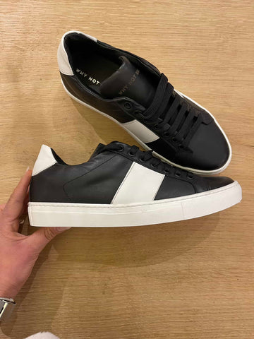 Sneakers in pelle bianca e nera - Why not brand