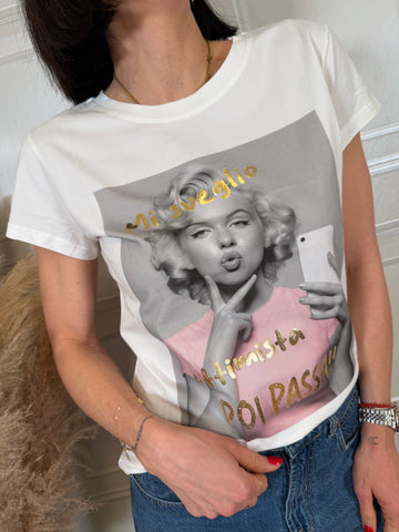 T-Shirt Mi sveglio ottimista, poi passa - HolaSelection