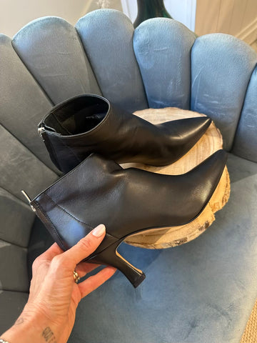 Stivaletto in pelle nero - Ovye