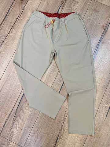 Pantalone beige - Tematico