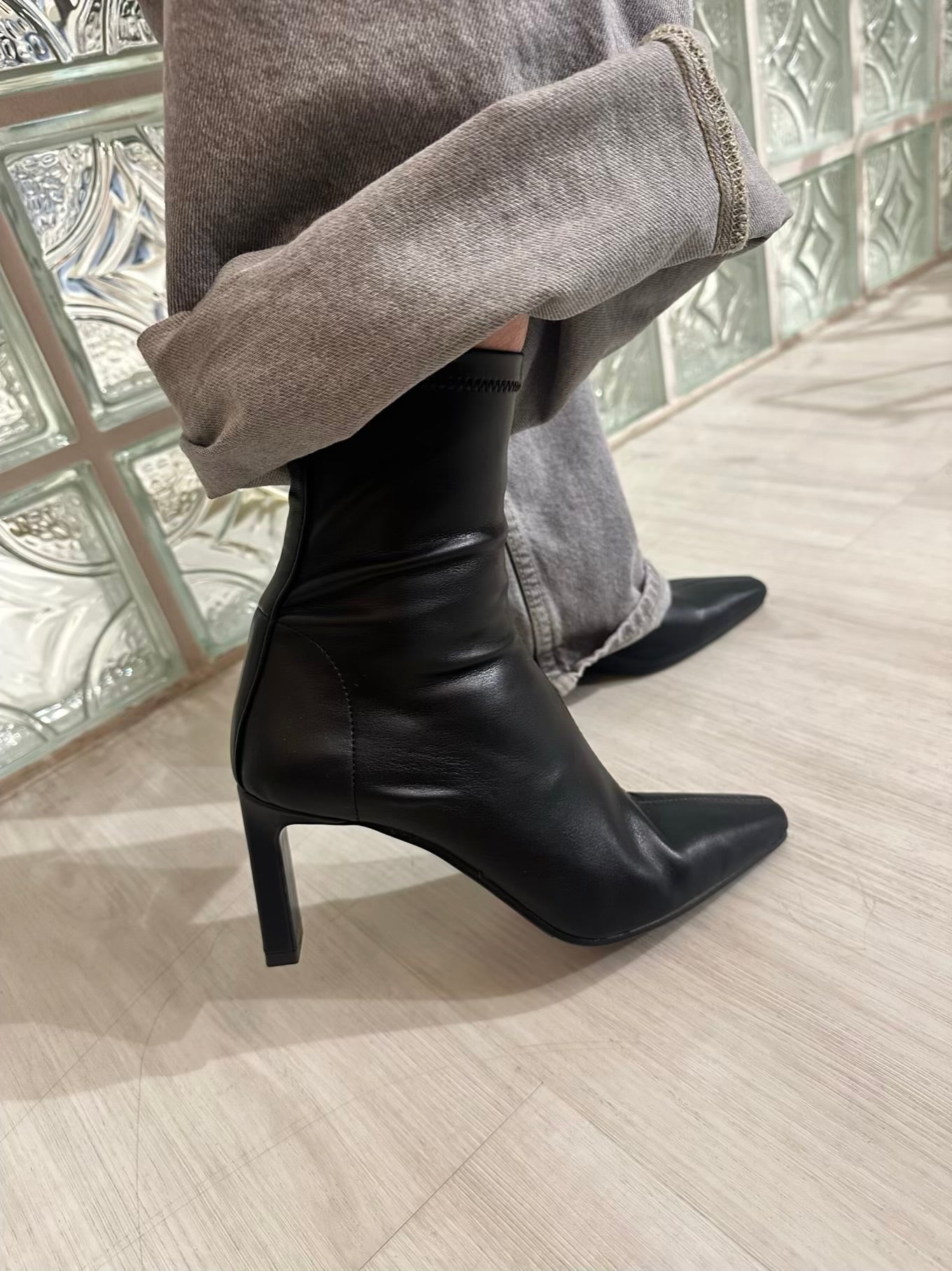 Stivaletto a calzino nero - Ovye