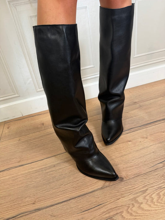 Stivale in pelle nero con risvolto - Ovyé