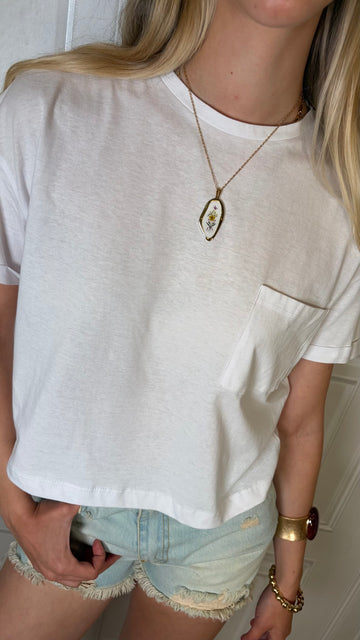 T-shirt cotone taschino collanina fiori - HaveOne