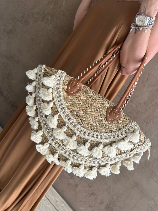 Borsa in paglia con nappine - Hola abbigliamento